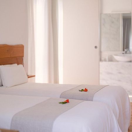 Hotel A Miranda Feás Kültér fotó