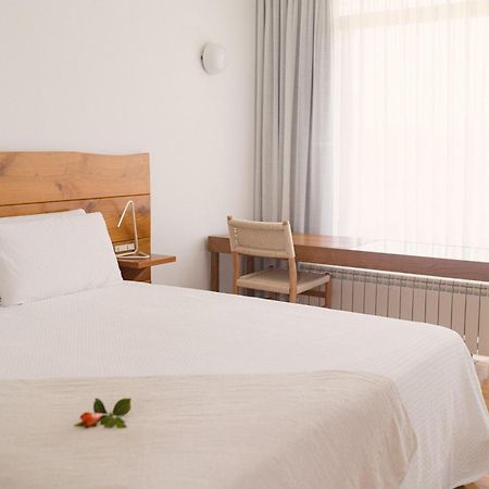 Hotel A Miranda Feás Kültér fotó