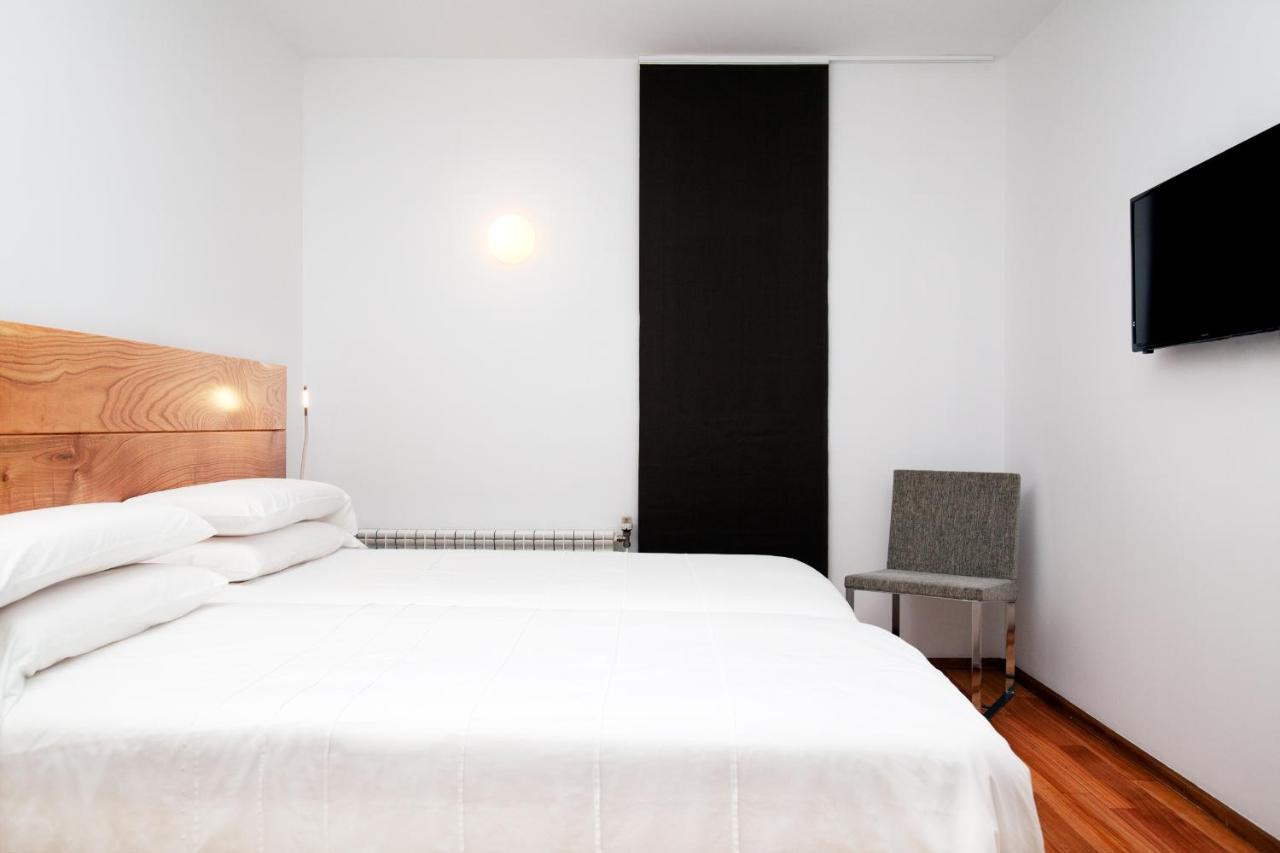 Hotel A Miranda Feás Kültér fotó