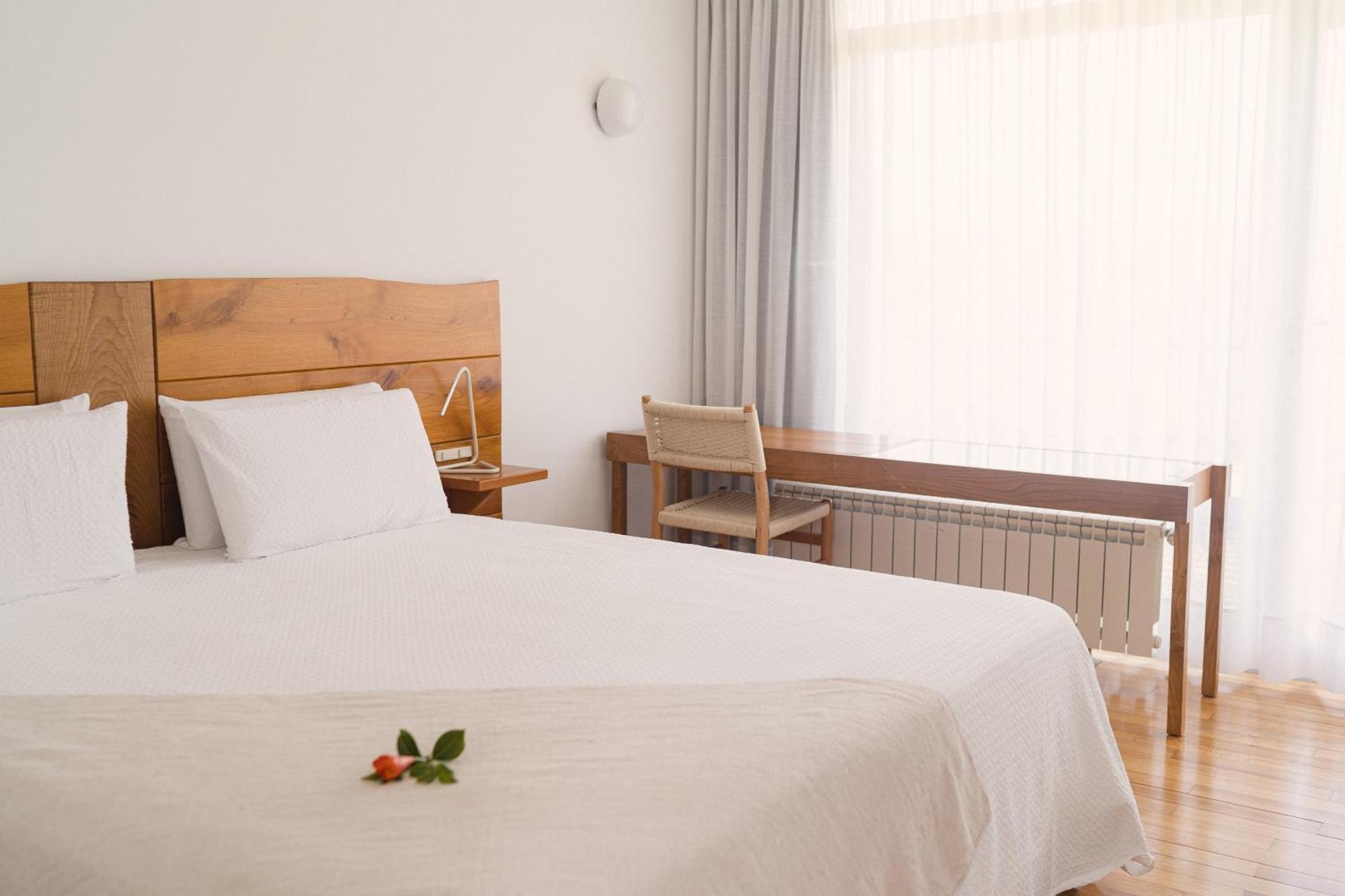 Hotel A Miranda Feás Kültér fotó