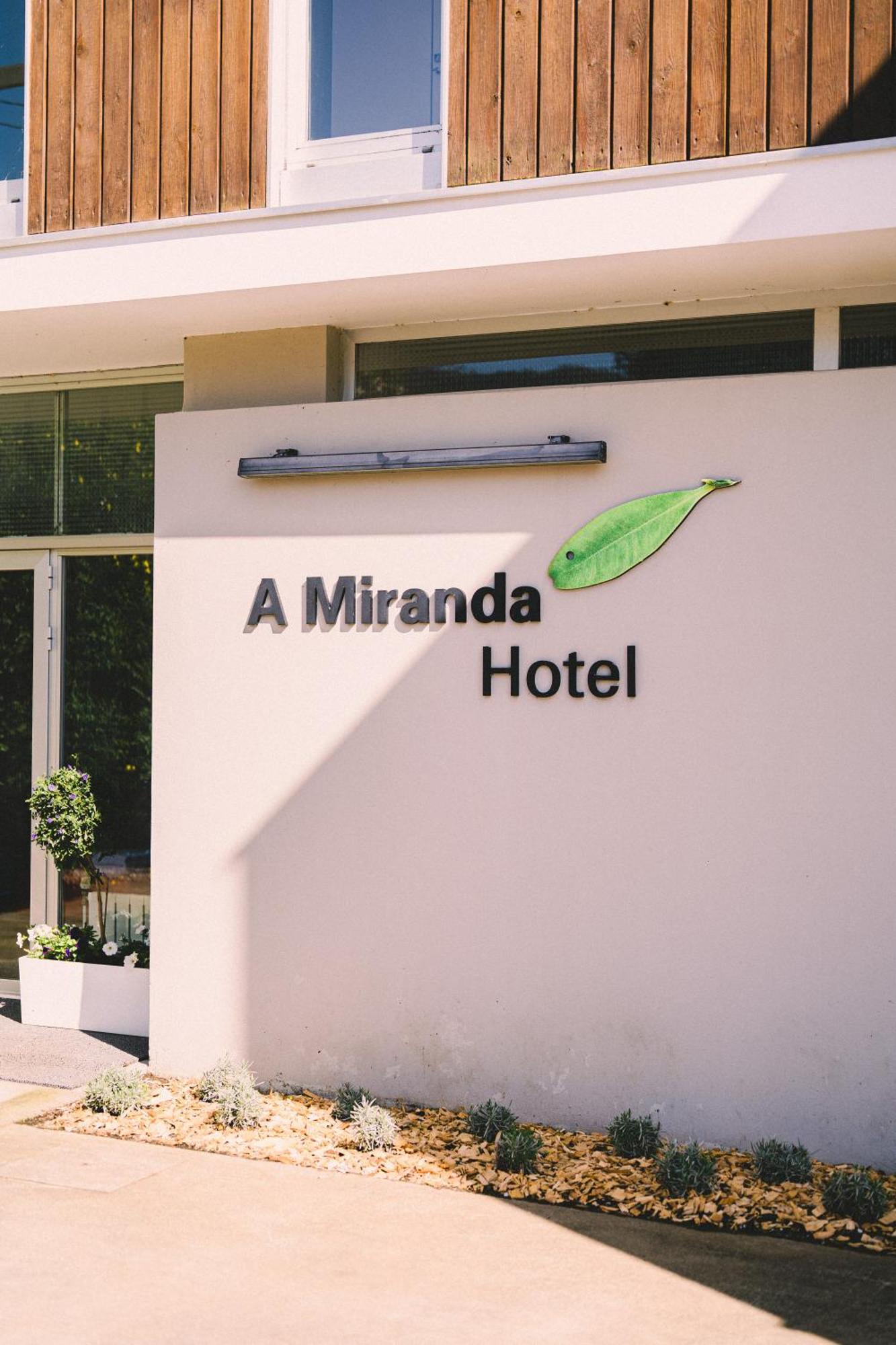 Hotel A Miranda Feás Kültér fotó